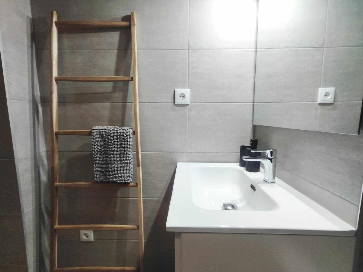Mazi Apartments Loft Матаро Екстер'єр фото